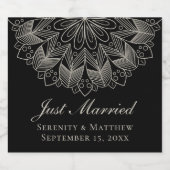 Mandala Indian Boho Black Wedding Just Married ビールラベル (シングルラベル)