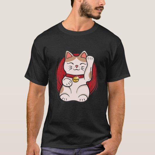 Maneki Neko Lucky Cat Statue Waving Japanese Style Tシャツ (正面)
