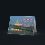 Manhattan Beach、カリフォルニアの季節の挨拶 シーズンカード<br><div class="desc">ChristmastimeでManhattan Beach桟橋を示すPattiバリーの写真撮影の休日カード。  挨拶はキャンディ・ケーンのレタリングで書かれます。</div>
