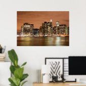 Manhattan skyline at Night Lights, New York City ポスター (ホームオフィス)