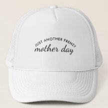 Manic Momday | Funny Modern Mom Pun Design