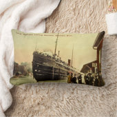 Manisteeミシガン州の五大湖の脱線の船 ランバークッション (ブランケット)