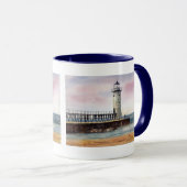 Manistee北のPierheadの軽いマグ マグカップ (正面右)