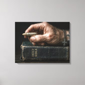 Man's Hand Holding a Bullet キャンバスプリント (正面)