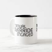 Manual Override System Fuel High-Contrast  ツートーンマグカップ (正面左)