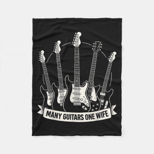 Many Guitars One Wife Funny Musician Guitarist Hum フリースブランケット (正面)