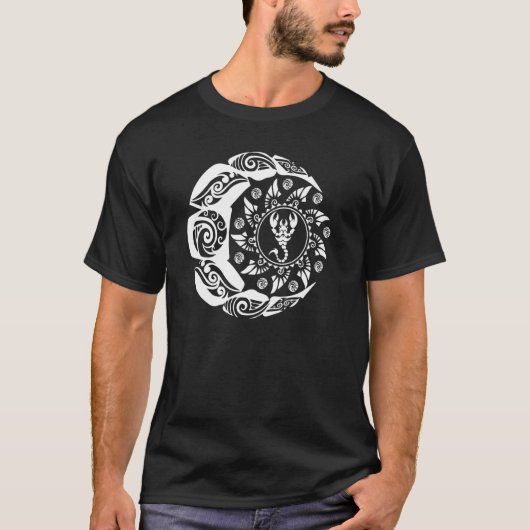 Maori Polynesian Tattoo Scorpion Scorpion Zodiac S Tシャツ (正面)