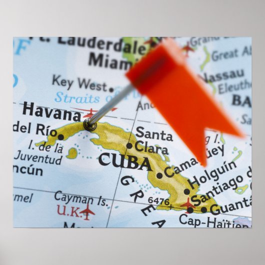 Map pin placed in Havana, Cuba on map, close-up ポスター (正面)