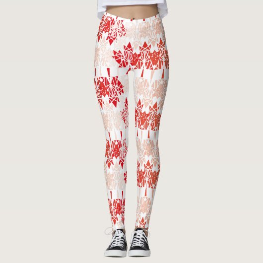 MAPLE MADE WITH TRIANGLES CANADA FLAG BY MASANSER レギンス (正面)