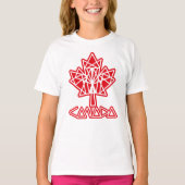 MAPLE MADE WITH TRIANGLES CANADA FLAG BY MASANSER Tシャツ (正面)