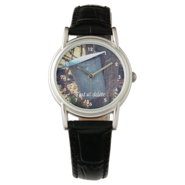 Maple Syrup Sap Bucket On Tree Personalized  腕時計 (正面)