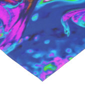 Marbled Magenta、Blue、Red抽象芸術・アート テーブルクロス (アングル)