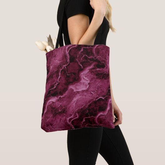 Marbled Pattern in Dark Magenta and Pink トートバッグ (クローズアップ)