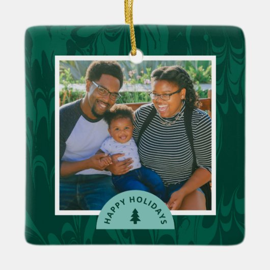 Marbled Pines Christmas Holiday Photo セラミックオーナメント (正面)