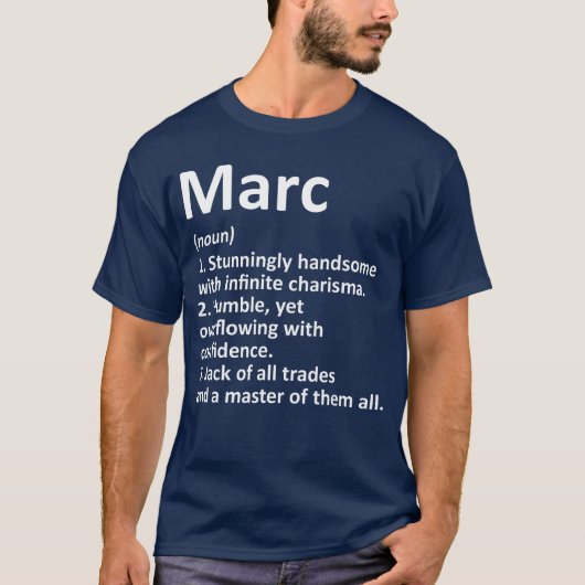 MARC定義のカスタマイズされた名前の面白い誕生日G Tシャツ (正面)
