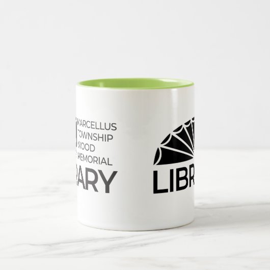 Marcellus Township Wood Memorial Library コーヒーマグ ツートーンマグカップ (中央)