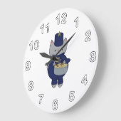 Marching Band Drummer Cat Navy Blue Gold ラージ壁時計 (傾斜)