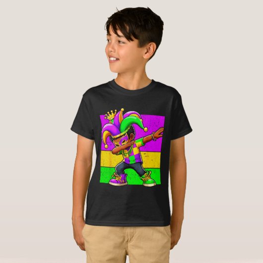 Mardi Gras Funny Dabbing Black Boy Jester Hat Kid Tシャツ (正面フル)
