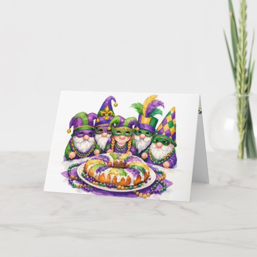 Mardi Gras Gnome Party With King Cake カード (正面)