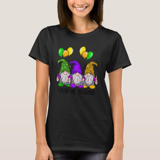 Mardi Gras Gnomes Nurse Squad Funny Carnival Tees Tシャツ (正面)