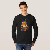 Mardi Gras Red Panda With Drum Mardi Gras Costume  Tシャツ (正面フル)