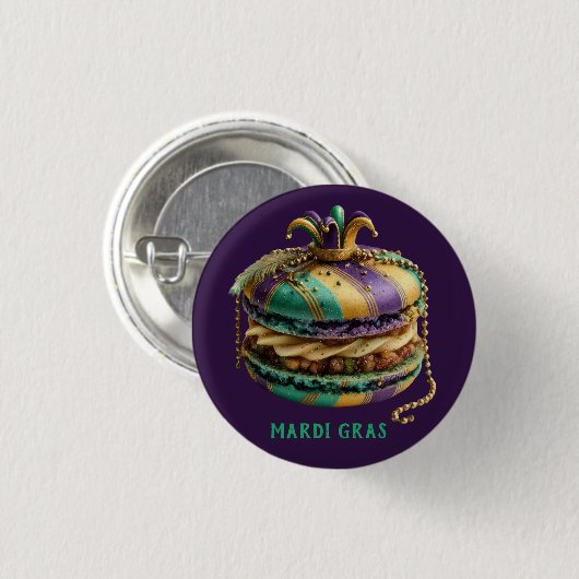 Mardi Gras Royal Macaron 缶バッジ (正面&裏面)