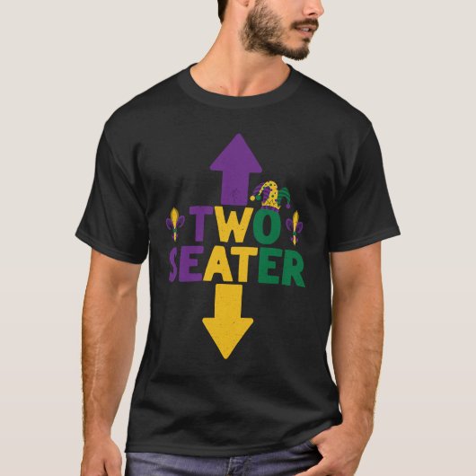 Mardi Gras Two Seater  Adult Humor Mardi Gras Men Tシャツ (正面)