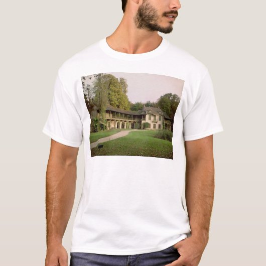 MarieアントワネットのHameau Tシャツ (正面)