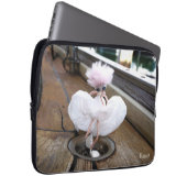 Marilyn Monroe pose in Witte rok ラップトップスリーブ (正面右)