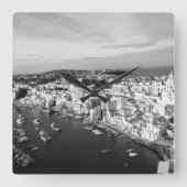 Marina di Corricella View 1 - Procida -BW スクエア壁時計 (正面)