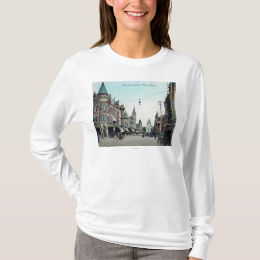 Mariposa StreetFresno、カリフォルニアの眺め Tシャツ (正面)