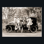 Mark Sennett Bathing Beauties Vintage ポスター<br><div class="desc">Mack Sennett (January 17,  1880 – November 5,  1960) was a Canadian -born Academy Award-winning director and was known as the innovator of slapstick comedy in film. During his lifetime he was known at times as the "King of Comedy."</div>