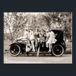 Mark Sennett Bathing Beauties Vintage ポスター<br><div class="desc">Mack Sennett (January 17,  1880 – November 5,  1960) was a Canadian -born Academy Award-winning director and was known as the innovator of slapstick comedy in film. During his lifetime he was known at times as the "King of Comedy."</div>