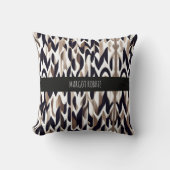 Maroco三角形ジオメトリックブラウングレーパターン クッション (正面)