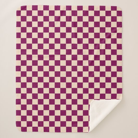 Maroon and beige checkerboard pattern シェルパブランケット (正面)