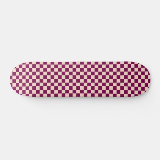 Maroon and beige checkerboard pattern スケートボード (横)