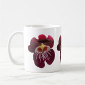 Maroon Orchids II Elegant Floral コーヒーマグカップ (左)