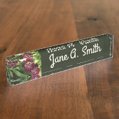 Maroon Orchids II Elegant Floral デスクネームプレート (側面)