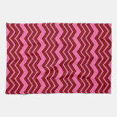 Maroon Red Pink Chevron Zigzag Design  キッチンタオル (横)