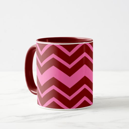 Maroon Red Pink Chevron Zigzag Design  マグカップ (正面左)