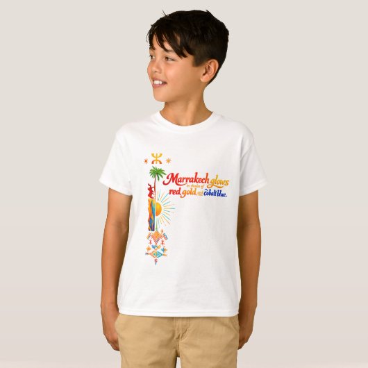 Marrakech Glows – Vibrant Moroccan Art Tee Tシャツ (正面フル)