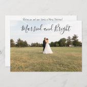 Married and Bright Photo Christmas Card シーズンカード (正面/裏面)