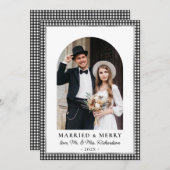 Married and Merry Arch Photo Black White Plaid シーズンカード (正面/裏面)