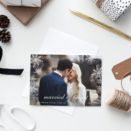 Married & Bright | Newlywed Holiday Photo Card シーズンカード