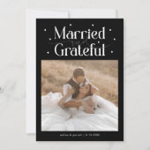 Married & Grateful Wedding Photo Black サンキューカード (正面)