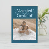 Married & Grateful Wedding Photo Teal サンキューカード (スタンド正面)