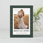 Married Little Christmas Green Newlywed Photo シーズンカード (スタンド正面)