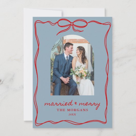 Married & Merry Blue Red Christmas Bow Wedding シーズンカード (正面)