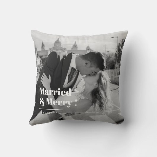 Married & Merry | Elegant Black & White Wedding  クッション (裏面)