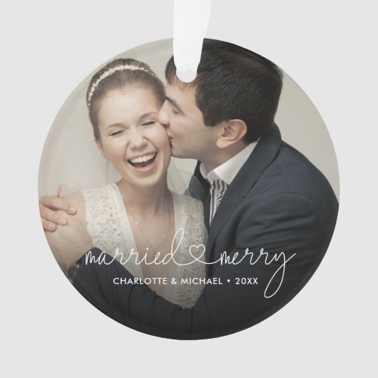 Married & Merry Heart Script Modern Custom Wedding オーナメント (正面)
